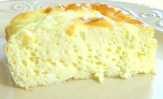 Omelette luxuriante dans une casserole avec du lait - 10 recettes avec photos étape par étape