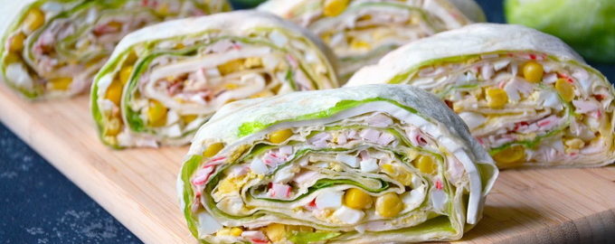 Lavash roll z paluszkami krabowymi