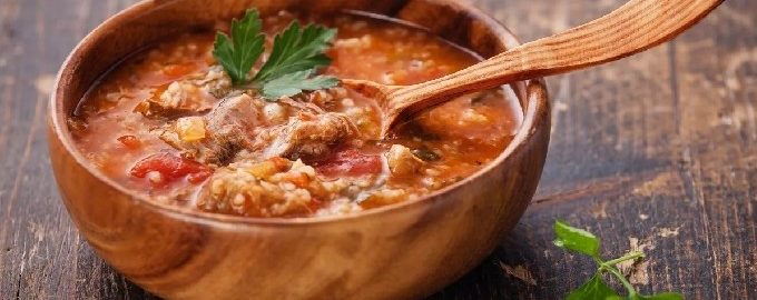 Sopa clássica de carne kharcho