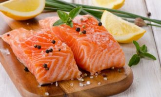 Como preparar salmão em conserva de forma rápida e deliciosa em casa