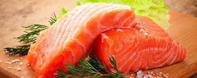 Comment saler le poisson rouge à la maison